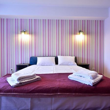 Sunny Luxury Apartment 2 Mamaia Esterno foto