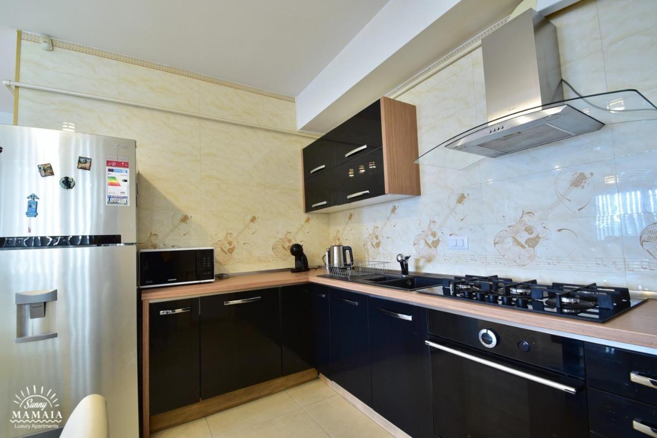 Sunny Luxury Apartment 2 Mamaia Esterno foto